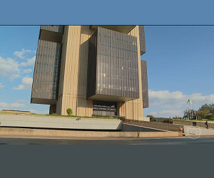 Copom reduz a taxa básica de juros da economia, a Selic, de 14,75% para 14,5% ao ano